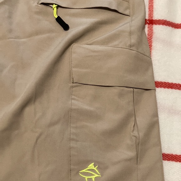 Loco Kailz Cargo Shorts - Picture 3 of 9